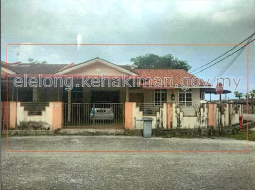 No. 1, Lorong Pinggiran Putra 4/41, Pinggiran Putra 4, 26060, Kuantan, Pahang - Auction Terrace
