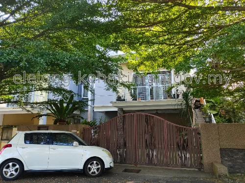 No. 321A, Jalan Puncak Saujana 3/2, Seksyen 3, Taman Puncak Saujana, 43000, Kajang, Selangor - Auction Semi-Detached