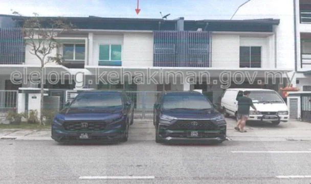 NO. 58, JALAN KE 11/3, KOTA EMERALD, 48000, RAWANG, Selangor - Lelong Rumah Teres